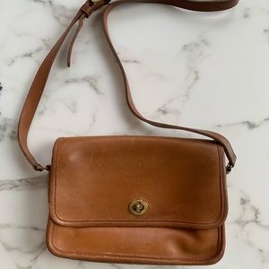 Vintage Coach Classic Tan Leather Crossbody Purse